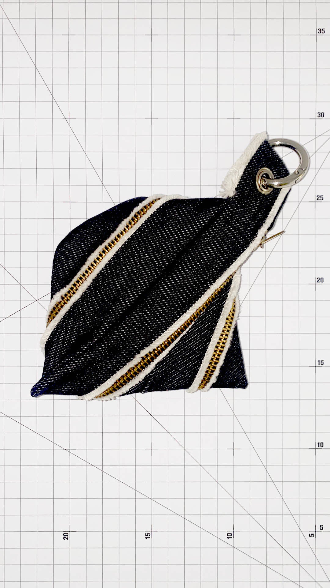 MINI WHIRL BLACK DENIM