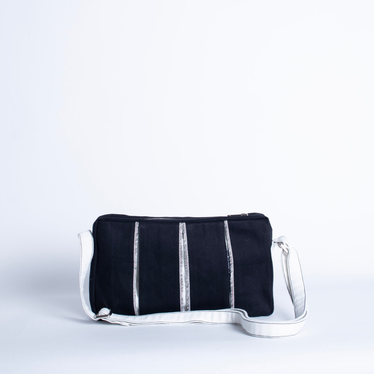 BAG MOD 01 black and white